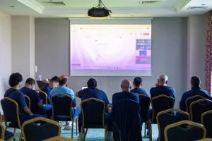 فيفا يتباحث مع بيراميدز حول تفاصيل مواجهة أوكلاند سيتي في كأس العالم للأندية