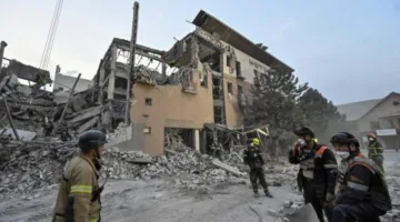 هجمات روسية على مدينة أوكرانية تحتوي على قاعدة جوية