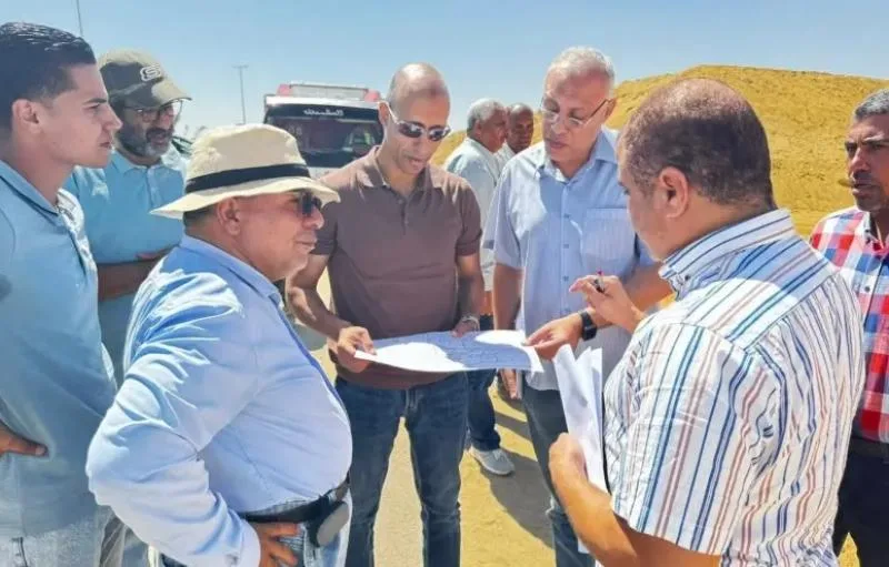 مسؤولو مدينة القاهرة الجديدة يقومون بجولة لتفقد مشاريع الكهرباء والمرافق في التجمع السادس مسؤولو مدينة القاهرة الجديدة يقومون بجولة لتفقد مشاريع الكهرباء والمرافق في التجمع السادس