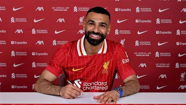 محمد صلاح يسلط الضوء على أفضل 4 لاعبين في تاريخ كرة القدم الإفريقية محمد صلاح يسلط الضوء على أفضل 4 لاعبين في تاريخ كرة القدم الإفريقية