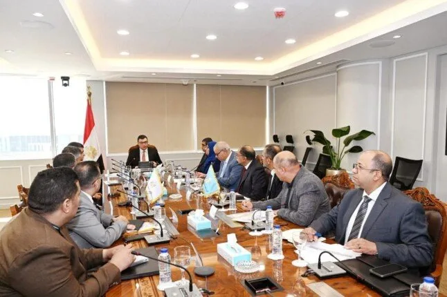 وزير الإسكان يراقب تقدم مشروعات الإسكان في محافظة بورسعيد وزير الإسكان يراقب تقدم مشروعات الإسكان في محافظة بورسعيد