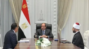 الرئيس السيسي يوجه بالاستمرار في التعاون مع الجهات المختصة لتطوير قدرات الأئمة وتأهيل الكوادر البشرية.