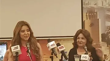 ميمي جمال تتحدث عن زوجها الراحل حسن مصطفى: لم يكن رومانسيًا لكنه كان حريصًا على الغيرة.