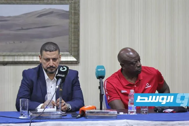 الاتحاد الليبي لكرة السلة يعلن عن تعيين المدرب الأمريكي فينسنت لقيادة المنتخب خلال مؤتمر صحفي (صور)
