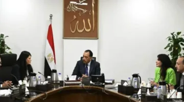 رئيس الوزراء يراقب تحضيرات بدء “الرواية الوطنية للتنمية الاقتصادية”