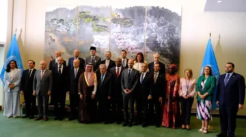 وزير الخارجية يشارك في مؤتمر دولي رفيع المستوى لحل قضية فلسطين سلمياً
