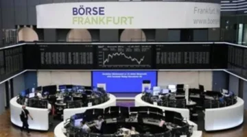 الأسواق الأوروبية تنهي تداولاتها بانخفاض وسط تراجع الثقة في اتفاق التجارة مع الولايات المتحدة