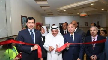 وزير الشباب يوزع عقود تمويل لـ 82 مشروعًا إنتاجيًا للأسر الأكثر احتياجًا بالتعاون مع جمعية حنان الدنيا في مركز التكوين المهني بالأميرية.