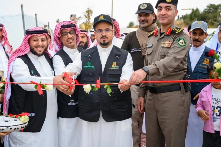 أمين منطقة الباحة يفتتح ممشى اللافندر في غابة رغدان ويطلق حملة توعية مرورية. أمين منطقة الباحة يفتتح ممشى اللافندر في غابة رغدان ويطلق حملة توعية مرورية.