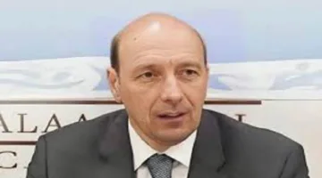 “العريان” يثمن قرار الرئيس السيسي بتقديم الرعاية الصحية للمعلم حسن شحاتة