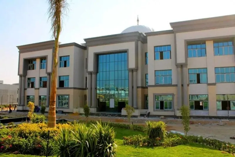 تكاليف جامعة مدينة السادات الأهلية 2025.. تبدأ من 25 ألف جنيه لبعض التخصصات