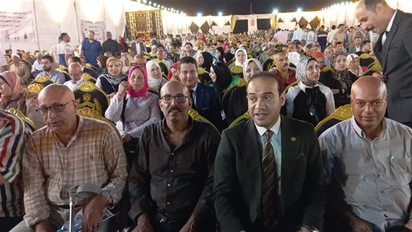 حزب الجبهة الوطنية يعقد تجمعًا كبيرًا في البحيرة لتأييد مرشحه لمجلس الشيوخ. حزب الجبهة الوطنية يعقد تجمعًا كبيرًا في البحيرة لتأييد مرشحه لمجلس الشيوخ.