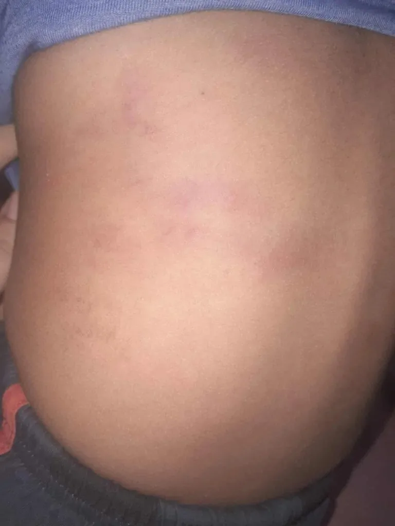«ابني تعرض للعنف ورفضوا عرض الكاميرات».. أم تقدم بلاغًا ضد حضانة إسلامية في قنا ورد فعل مفاجئ من المشرفة «ابني تعرض للعنف ورفضوا عرض الكاميرات».. أم تقدم بلاغًا ضد حضانة إسلامية في قنا ورد فعل مفاجئ من المشرفة
