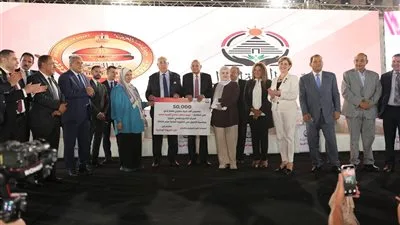 “الجبهة الوطنية” تكرّم الطالبة مريم محمد سامي بمناسبة تحقيقها المركز التاسع على مستوى الجمهورية خلال المؤتمر الحاشد في الغربية “الجبهة الوطنية” تكرّم الطالبة مريم محمد سامي بمناسبة تحقيقها المركز التاسع على مستوى الجمهورية خلال المؤتمر الحاشد في الغربية