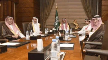 محافظ جدة يستعرض تقرير النسخة الرابعة من مبادرة “عينك على البحر”