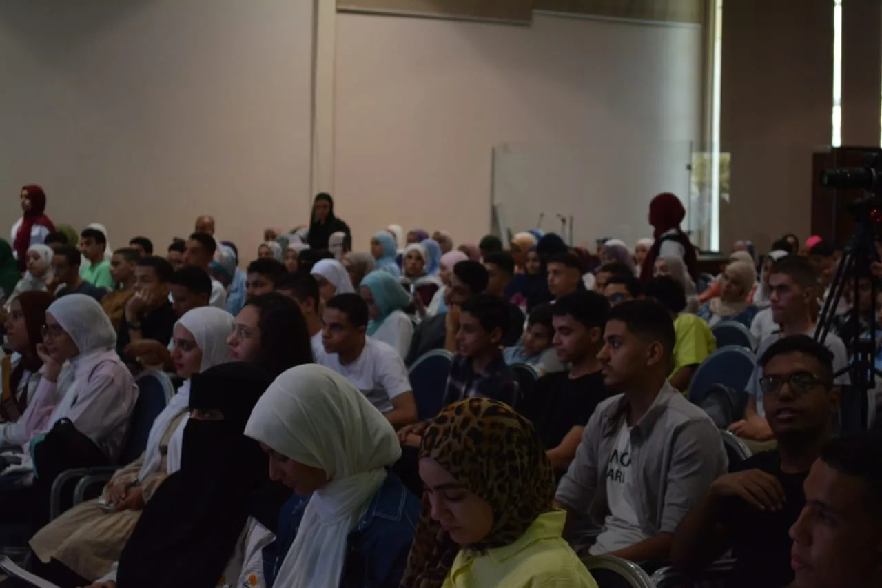 وزير الشباب والرياضة يجتمع بـ 500 شاب من مؤتمر Tedex Millennium Youth وزير الشباب والرياضة يجتمع بـ 500 شاب من مؤتمر Tedex Millennium Youth