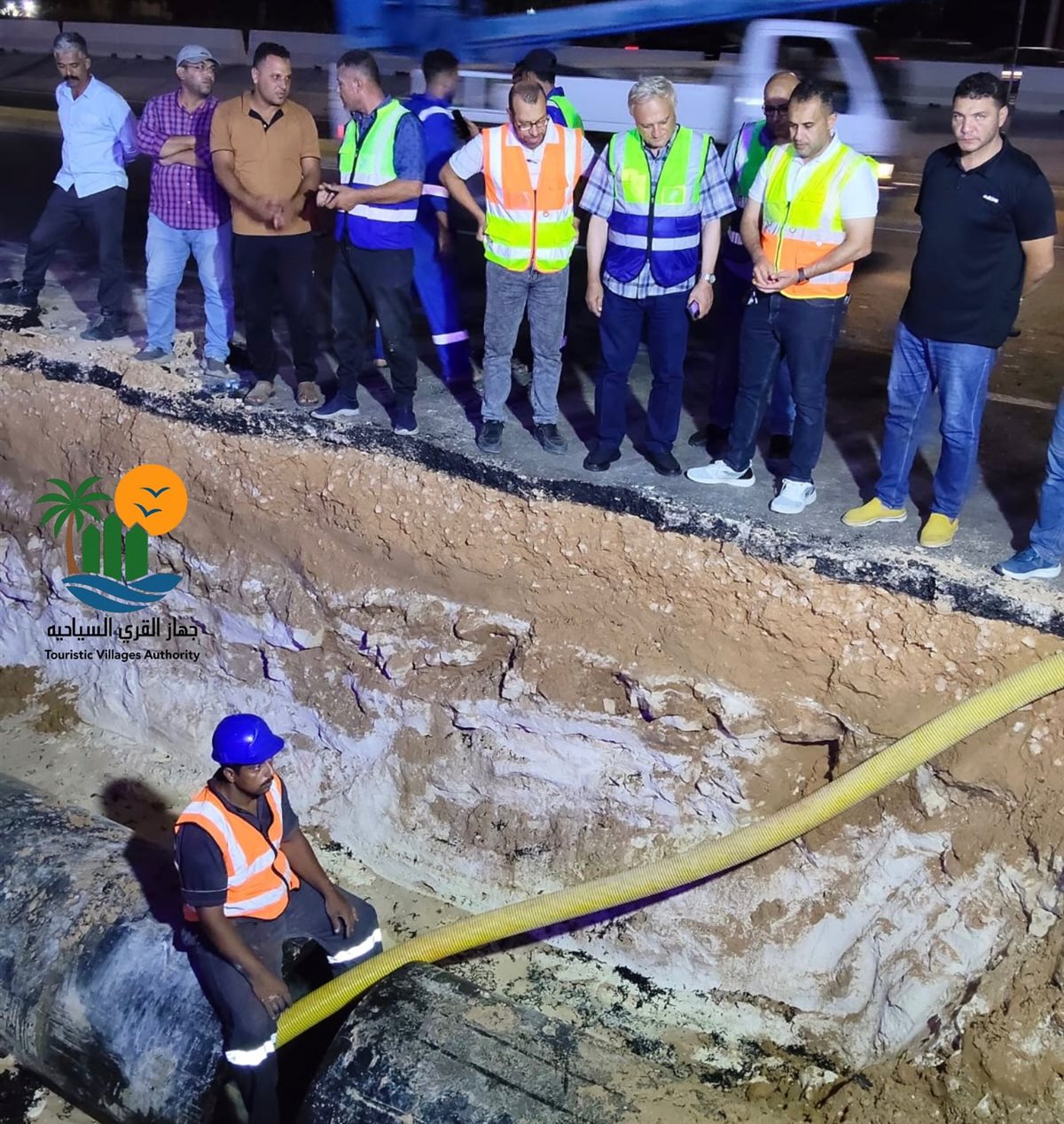 إصلاح كسر خط المياه الرئيسى الذى يغذى قرى مارينا بالساحل الشمالى