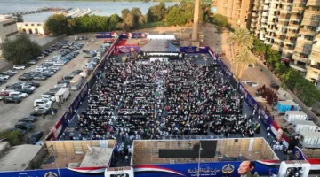 المؤتمر الجماهيري للجبهة الوطنية في الجيزة يتحول إلى مسيرة ضخمة تحت شعار “حب الوطن”.. صور