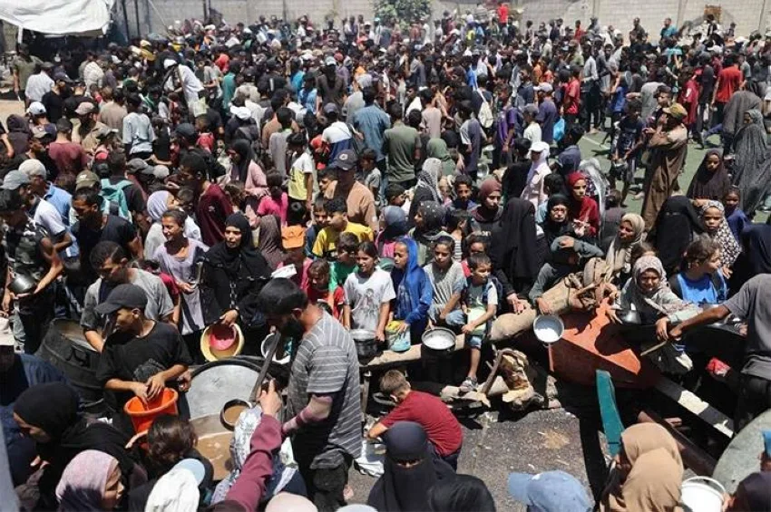 ستارمر يطرح خطة للمساعدة والسيسي يطلب دعم ترامب