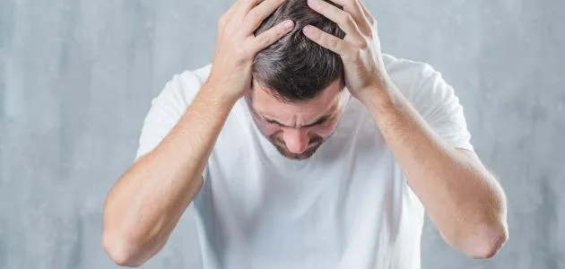 هل الابتلاء علامة على محبة الله أم هو عقوبة؟.. توضيحات من أزهري