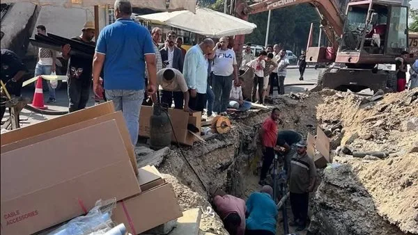 إعادة توصيل الكهرباء لمحطة جزيرة الدهب بعد عطل مفاجئ وانقطاع كابلين رئيسيين إعادة توصيل الكهرباء لمحطة جزيرة الدهب بعد عطل مفاجئ وانقطاع كابلين رئيسيين