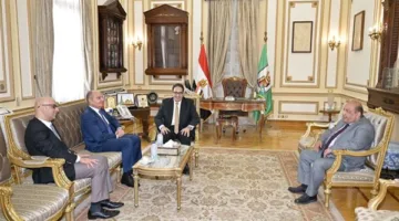 “عبد الصادق”: جامعة القاهرة تقدم كافة مواردها لدعم طلابها من الأردن الحبيب