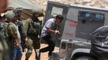 إسرائيل تعتقل فلسطينيين في الضفة الغربية، منهم أربعة أسرى سابقين.