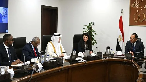 مدبولي يبرز التزامه بالتعاون مع المؤسسة الإسلامية الدولية لتمويل التجارة لتعزيز السلع الأساسية مدبولي يبرز التزامه بالتعاون مع المؤسسة الإسلامية الدولية لتمويل التجارة لتعزيز السلع الأساسية
