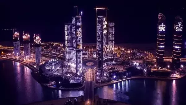 من الرومانسية إلى الراب: مهرجان العلمين يضفي ألوان الصيف على كل الألحان