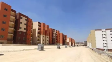 وزير الإسكان يراقب تقدم مشاريع “سكن لكل المصريين” ويشدد على أهمية الإسراع في الإنجاز وتقديم الخدمات.