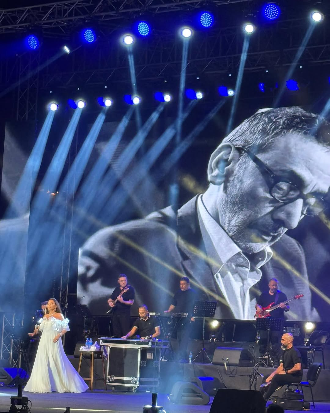 اليسا في اعياد بيروت تغني سألوني الناس لزياد الرحباني (إنستغرام)