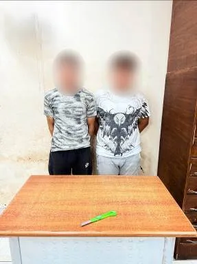 تحقيق حول فيديو يُظهر اعتداء مجموعة على شخص في الجيزة وإصابته.