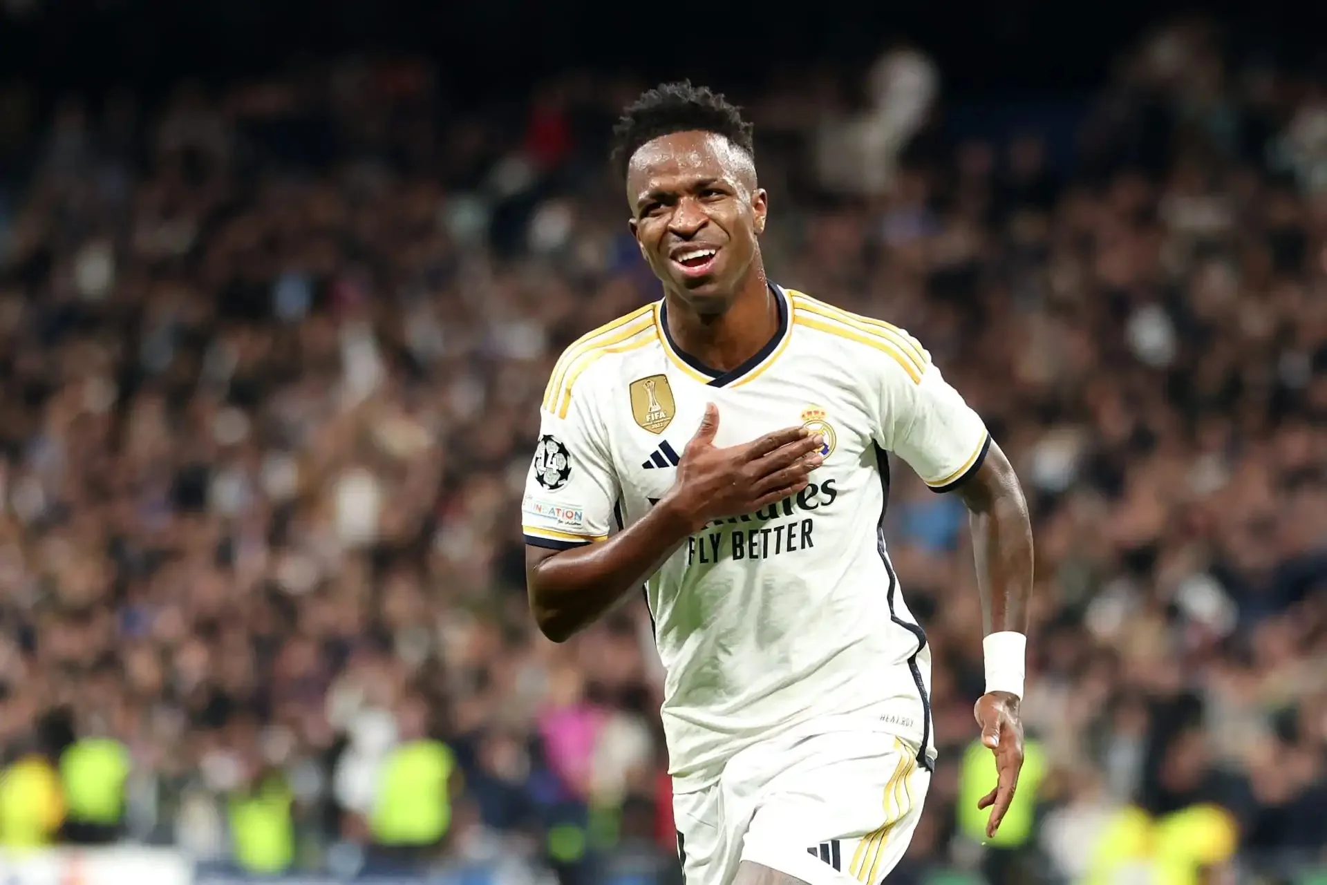 ذي أثلتيك: فينيسيوس جونيور يبقى مع ريال مدريد ولا يخطط للانتقال إلى السعودية