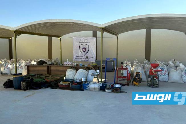 محصول القنب الهندي عقب ضبطه في مزرعة بالجبل الأخضر، الثلاثاء 29 يوليو 2025 (مكتب النائب العام)