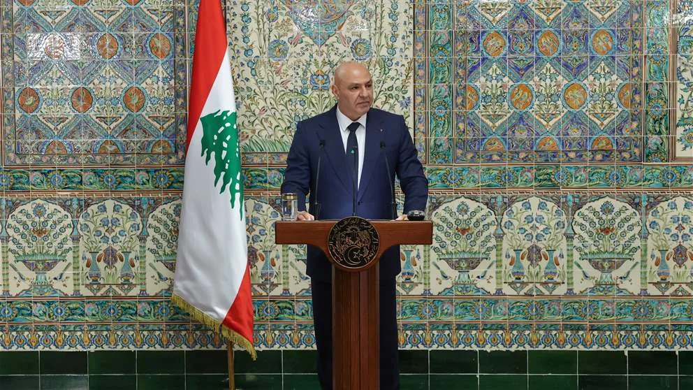 بعد اجتماعه مع نظيره الجزائري.. تصريحات الرئيس عون حول إعادة الإعمار بعد اجتماعه مع نظيره الجزائري.. تصريحات الرئيس عون حول إعادة الإعمار