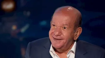 “فنان متميز”.. أكرم حسني يُعبر عن حزنه لوفاة لطفي لبيب