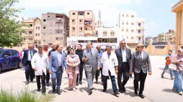 محافظ دمياط يزور وحدة التدريب المتنقلة لوزارة القوى العاملة