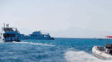 إنقاذ 36 فردًا من جنسيات متنوعة بسبب عطل في أجهزة قارب سياحي في الغردقة