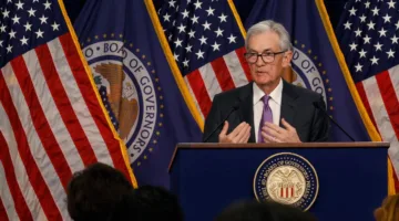 البنك الفيدرالي الأمريكي يحافظ على أسعار الفائدة دون تغيير للمرة الخامسة المتتالية.