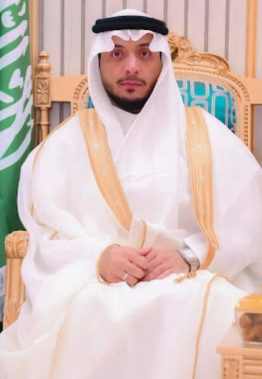 بندر وعروسته يرجعان إلى الوطن بندر وعروسته يرجعان إلى الوطن