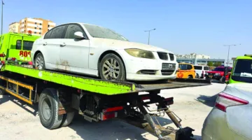 بلدية الدوحة تستمر في حملتها لإزالة السيارات المهجورة