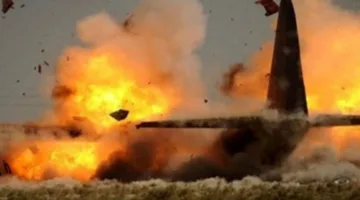 مقتل 7 أفراد وإصابة آخرين نتيجة سقوط طائرة عسكرية في فنزويلا