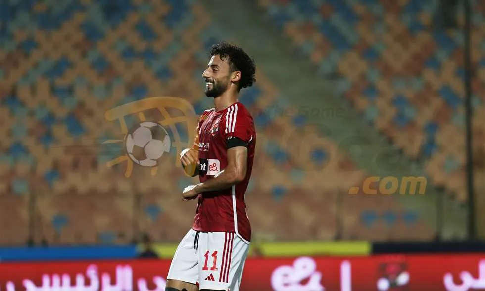 مصدر من بيراميدز لـ في الجول: نود التعاقد مع عبد القادر من الأهلي مصدر من بيراميدز لـ في الجول: نود التعاقد مع عبد القادر من الأهلي