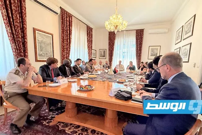«البعثة الدولية» وإيطاليا تنظمان أول اجتماع لمجموعة دعم مكافحة الألغام في ليبيا «البعثة الدولية» وإيطاليا تنظمان أول اجتماع لمجموعة دعم مكافحة الألغام في ليبيا
