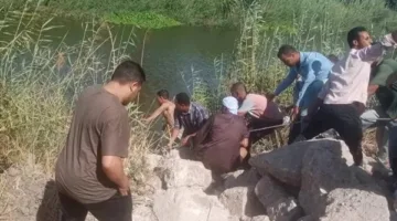 وفاة وإصابة خمسة أفراد جراء انقلاب سيارة في ترعة بسوهاج