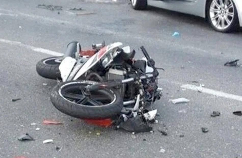 وفاة وإصابة 4 أشخاص جراء انقلاب سيارة في ترعة بقرية الجبلاو بقنا وفاة وإصابة 4 أشخاص جراء انقلاب سيارة في ترعة بقرية الجبلاو بقنا