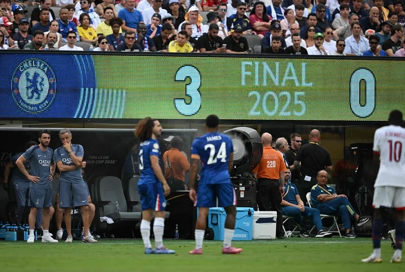 تشيلسي يتوج بلقب كأس العالم للأندية 2025 في نسختها المحدثة. تشيلسي يتوج بلقب كأس العالم للأندية 2025 في نسختها المحدثة.