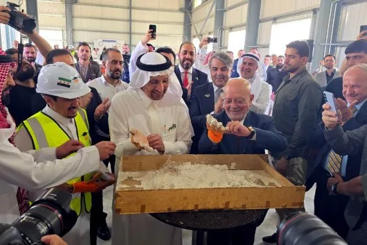 إعلان انطلاق المنتدى الاستثماري السوري السعودي الأول في سوريا إعلان انطلاق المنتدى الاستثماري السوري السعودي الأول في سوريا