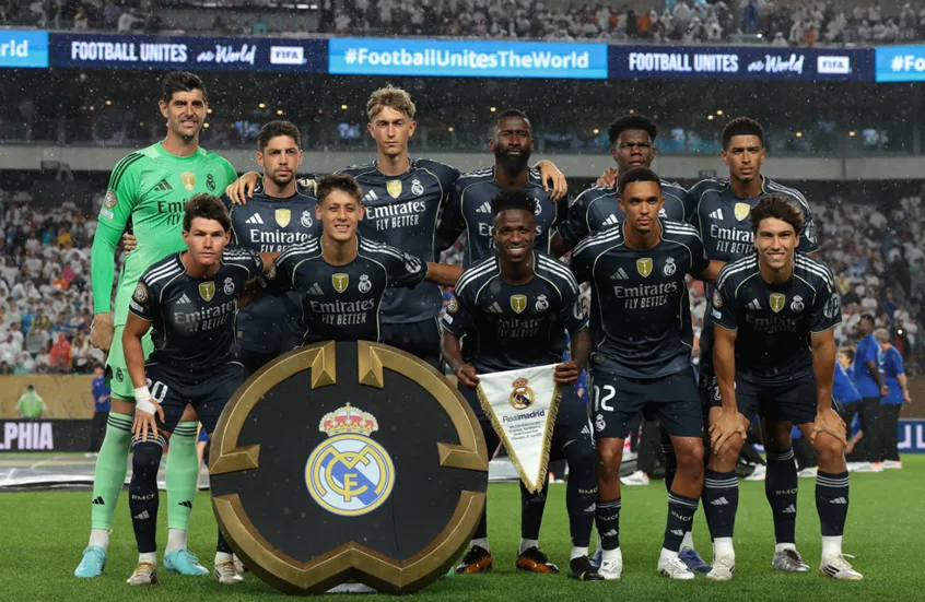 إصابة الظهير الأيمن ألكسندر أرنولد من ريال مدريد قبل اللقاء مع باريس سان جيرمان إصابة الظهير الأيمن ألكسندر أرنولد من ريال مدريد قبل اللقاء مع باريس سان جيرمان