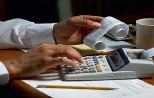 تحقيقات الضرائب تكشف عن 820 قضية تهرب مختلفة خلال 48 ساعة تحقيقات الضرائب تكشف عن 820 قضية تهرب مختلفة خلال 48 ساعة